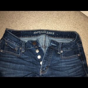 American Eagle Size 2 jeans! Great condition